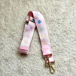 Stoney Clover Lane x Park and Beach bag strap